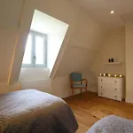 Oree Du Chateau : Maison De Charme Avec Piscine Chauffée Dans *