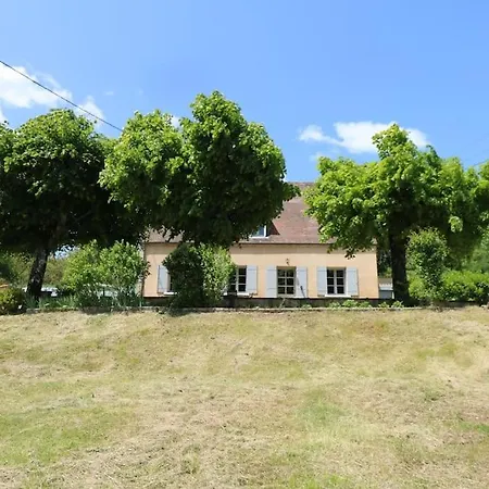 בית נופש Oree Du Chateau : Maison De Charme Avec Piscine Chauffee Dans