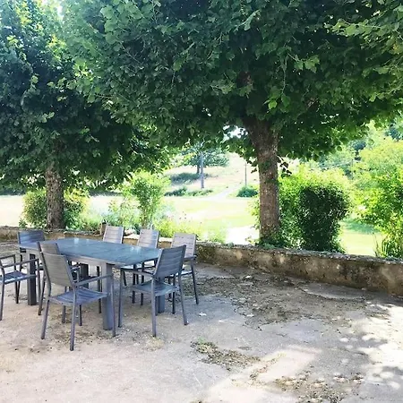 Oree Du Chateau : Maison De Charme Avec Piscine Chauffee Dans *