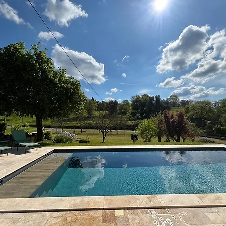 Oree Du Chateau : Maison De Charme Avec Piscine Chauffée Dans Casa vacanze *