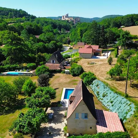 Oree Du Chateau : Maison De Charme Avec Piscine Chauffée Dans Beynac-et-Cazenac