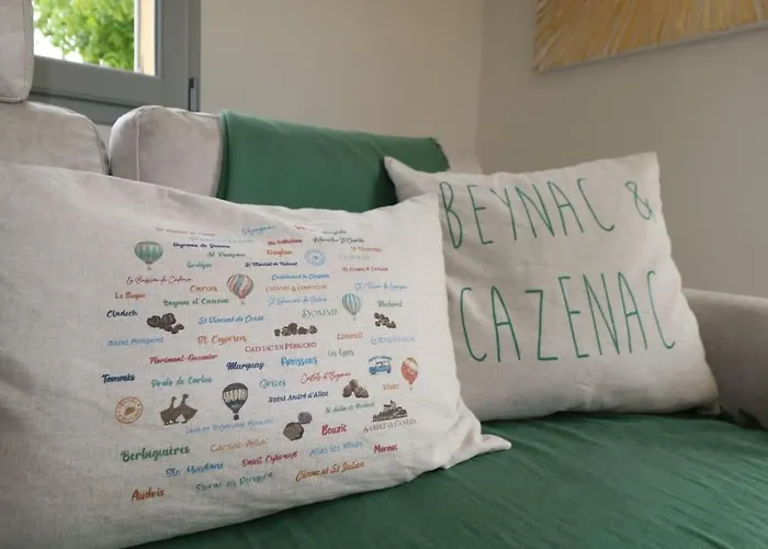 Oree Du Chateau : Maison De Charme Avec Piscine Chauffee Dans בית נופש ביינאק-אה-סאזנאק