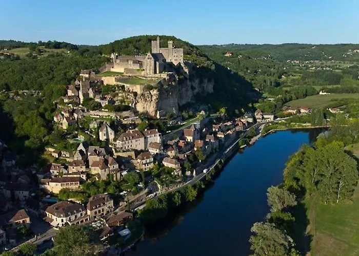 Oree Du Chateau : Maison De Charme Avec Piscine Chauffee Dans בית נופש ביינאק-אה-סאזנאק